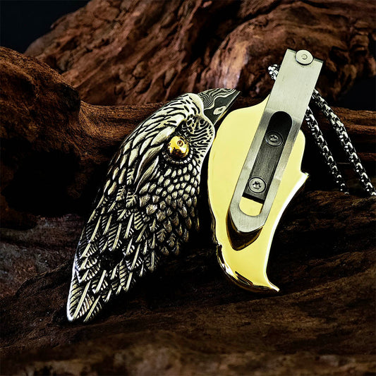 The golden eagle head necklace has a message starter function and is suitable for daily wear.