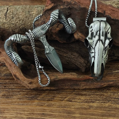 Tactical skull pendant necklace for men with outdoor style