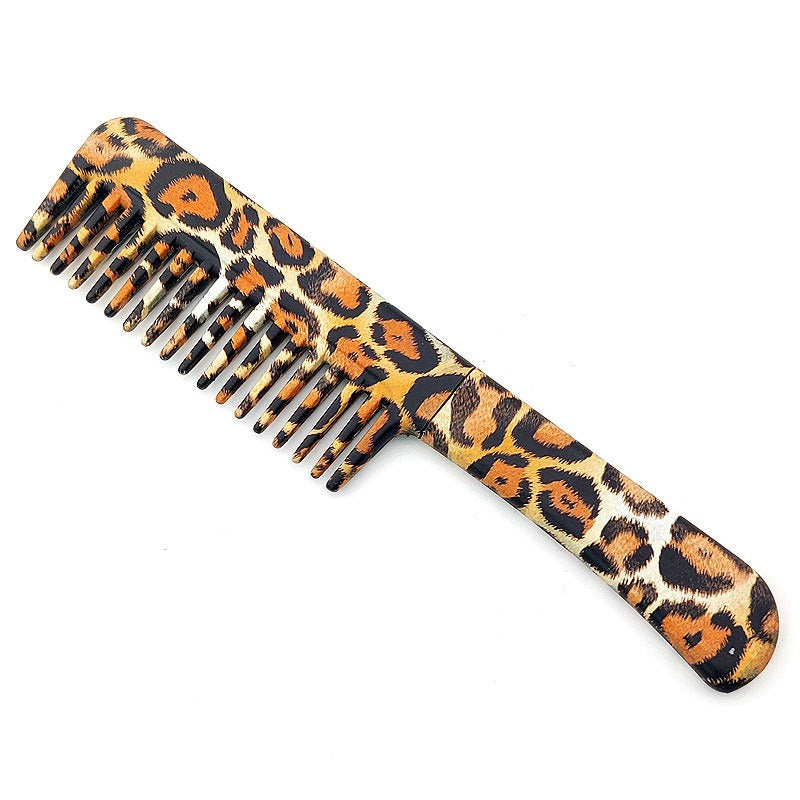 Portable everyday carry comb with hidden feature